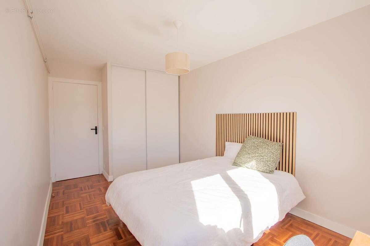 Appartement 96 m² à Angers  - photo 6