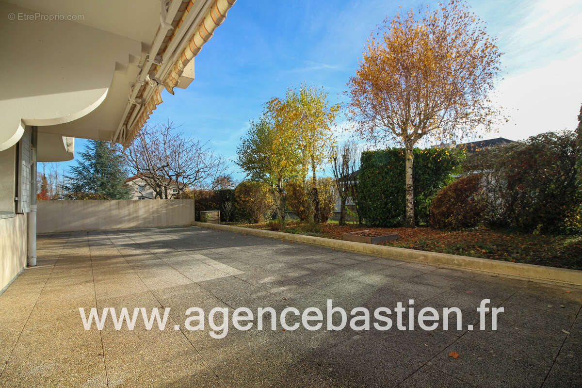 Appartement à DIVONNE-LES-BAINS