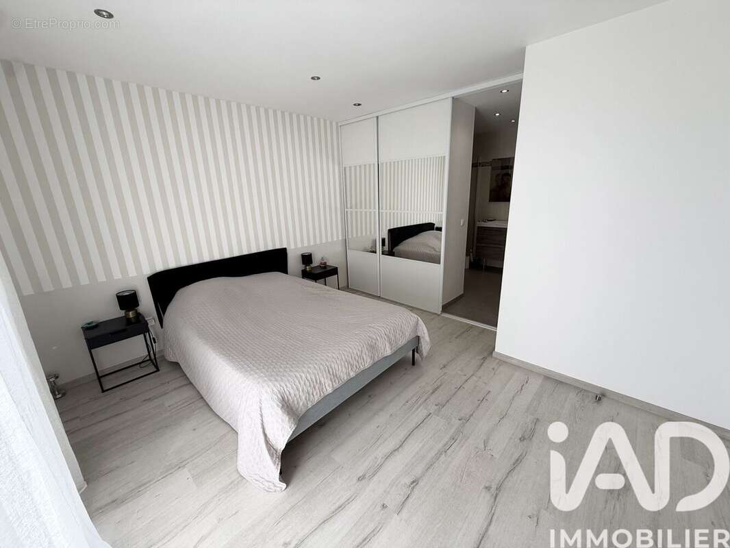 Photo 9 - Maison à OLLAINVILLE