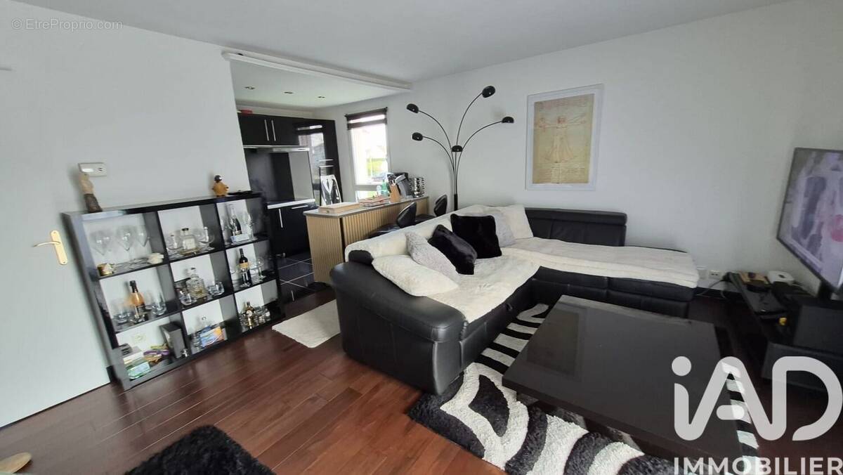 Photo 1 - Appartement à SENS