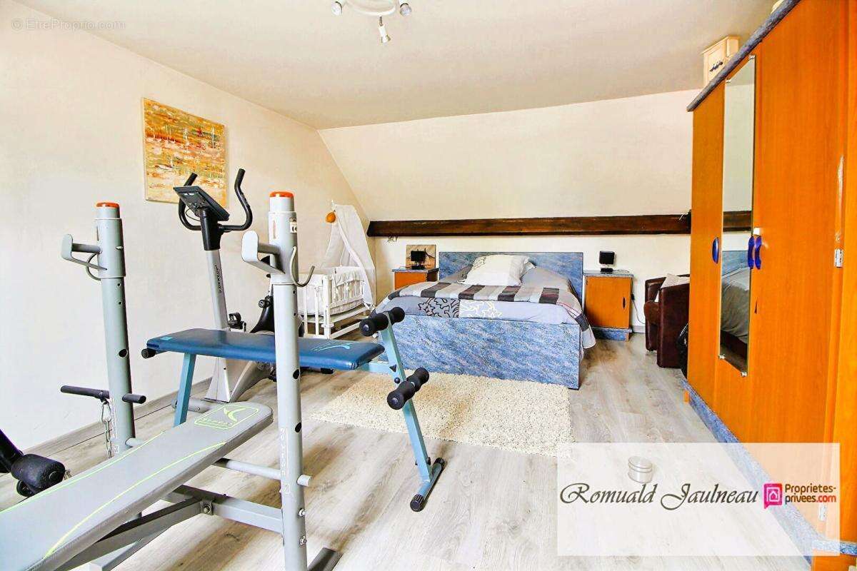 Maison à COURVILLE-SUR-EURE