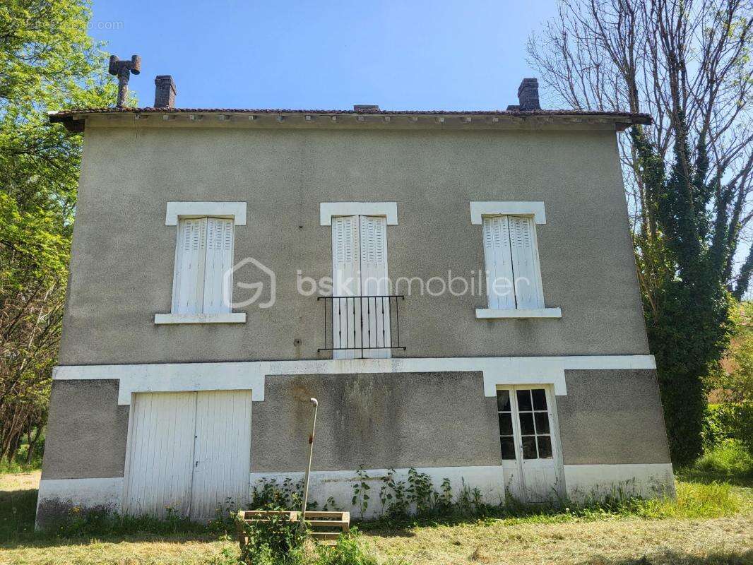 Maison à ANNESSE-ET-BEAULIEU