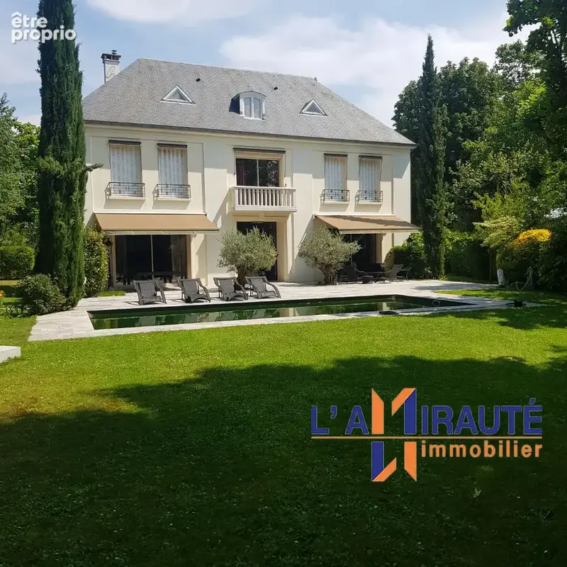 Maison à MAISONS-LAFFITTE