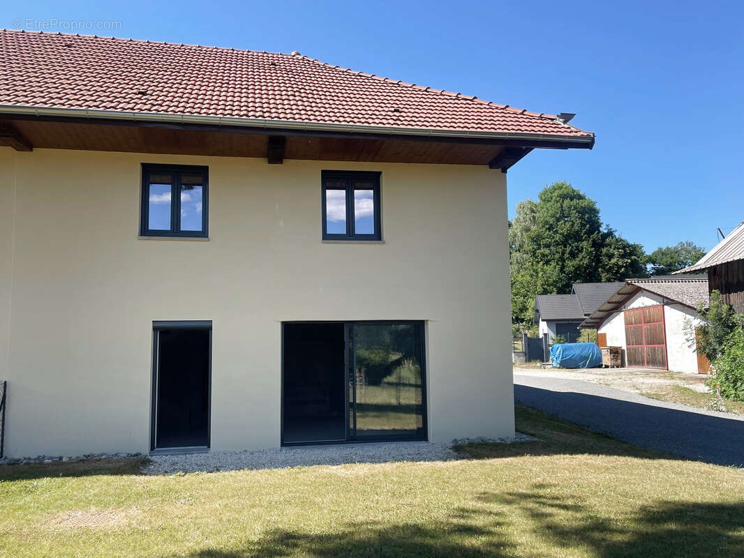 Maison à VALLIERES