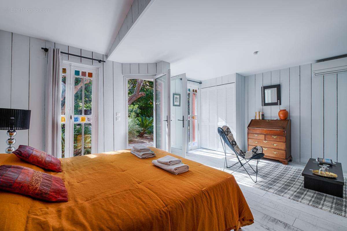 Maison à MARSEILLE-8E