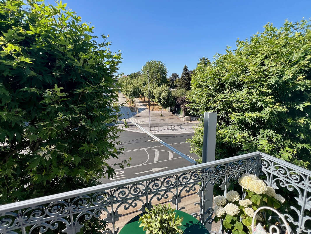 Appartement de caractère T4 97,05 m2 avec balcon - photo 2