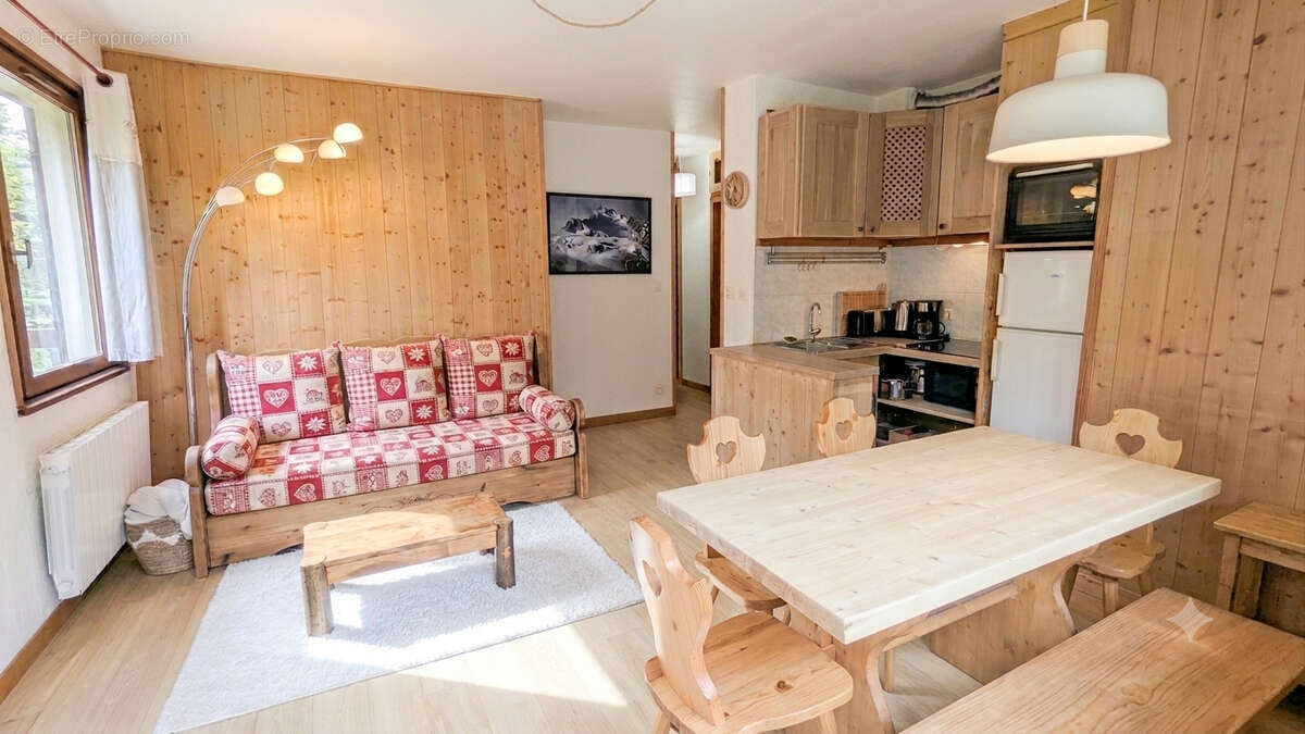 CHAMONIX  - T3 avec jardin privatif, vue Mont-Blanc, garage et stationnement - photo 2