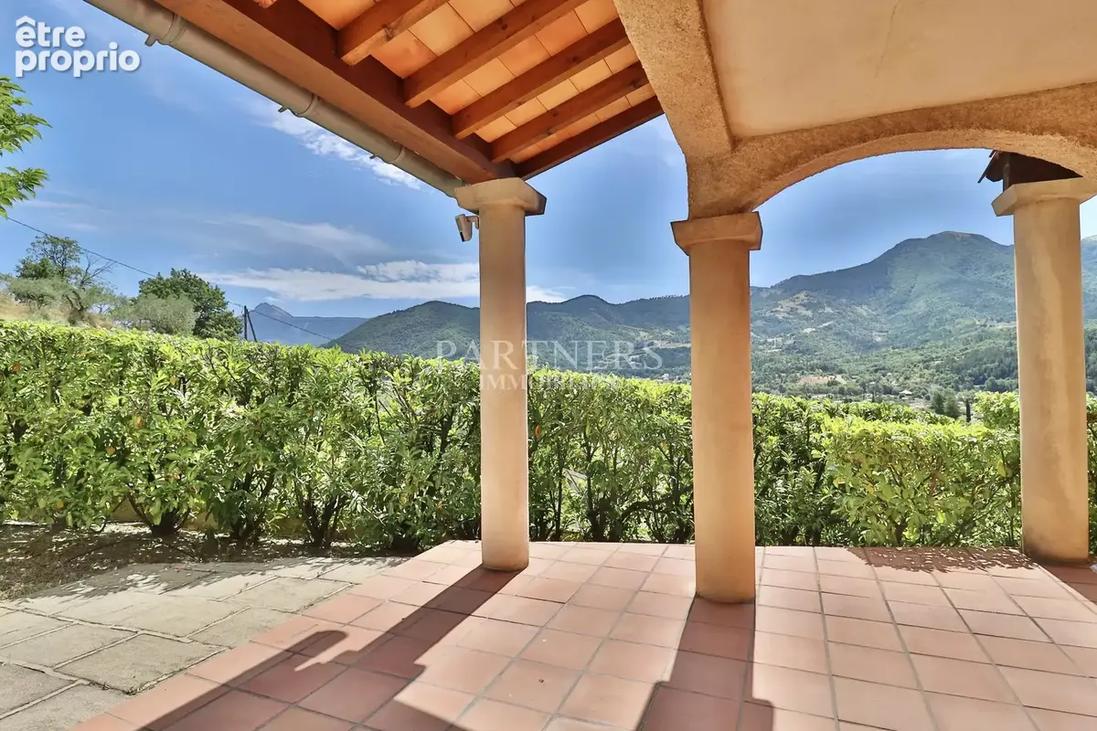 Maison 7 pièces 178 m² à vendre à Digne-Les-Bains (04000) - photo 8