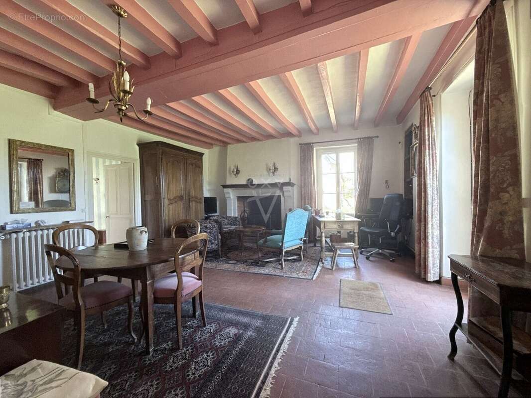 Maison à BRISSARTHE