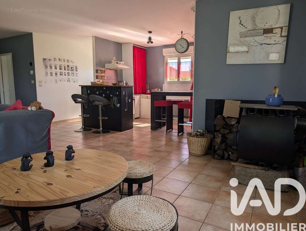 Photo 6 - Maison à GALAPIAN