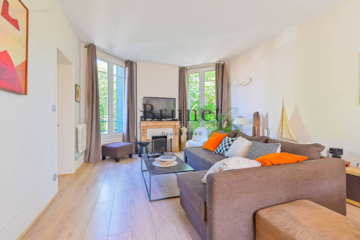 Appartement à SAINT-MAUR-DES-FOSSES
