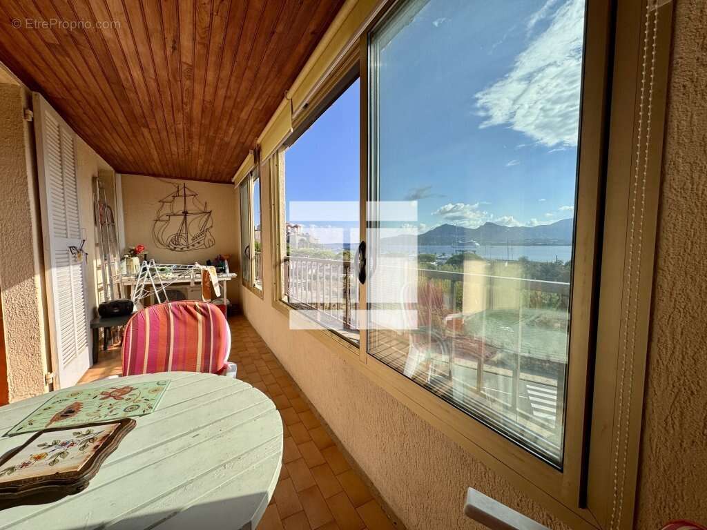 Appartement à CALVI