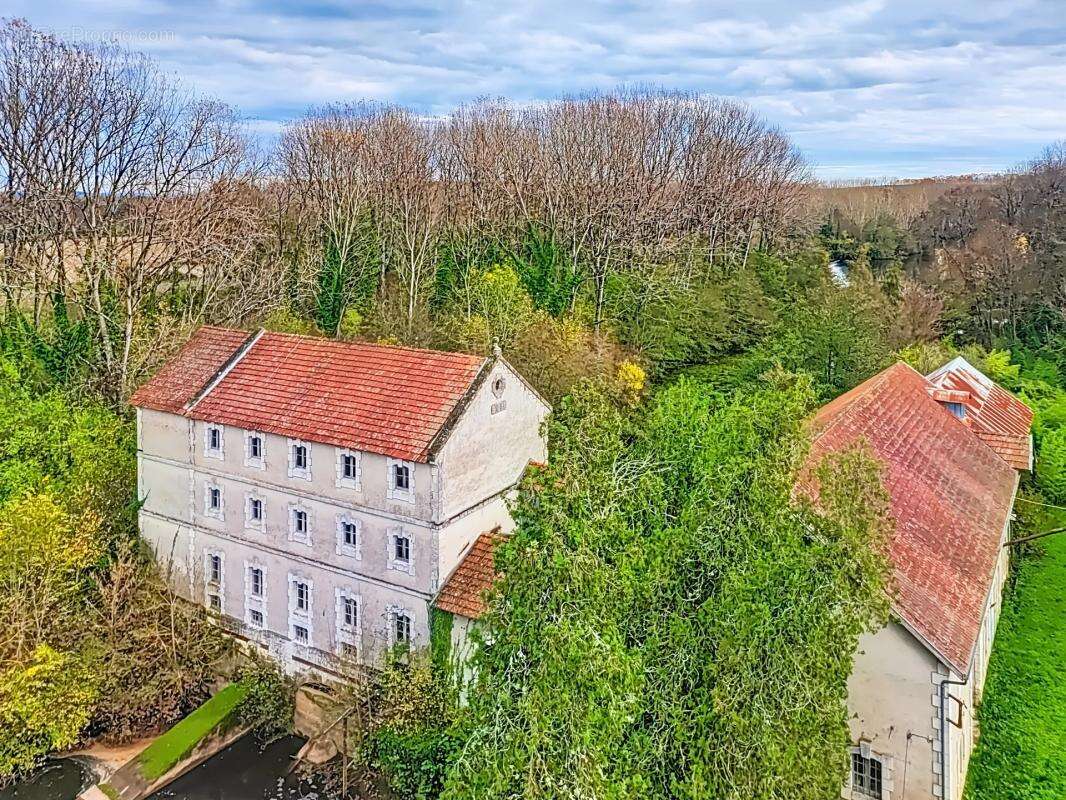Maison à SAINT-LAURENT-DES-HOMMES