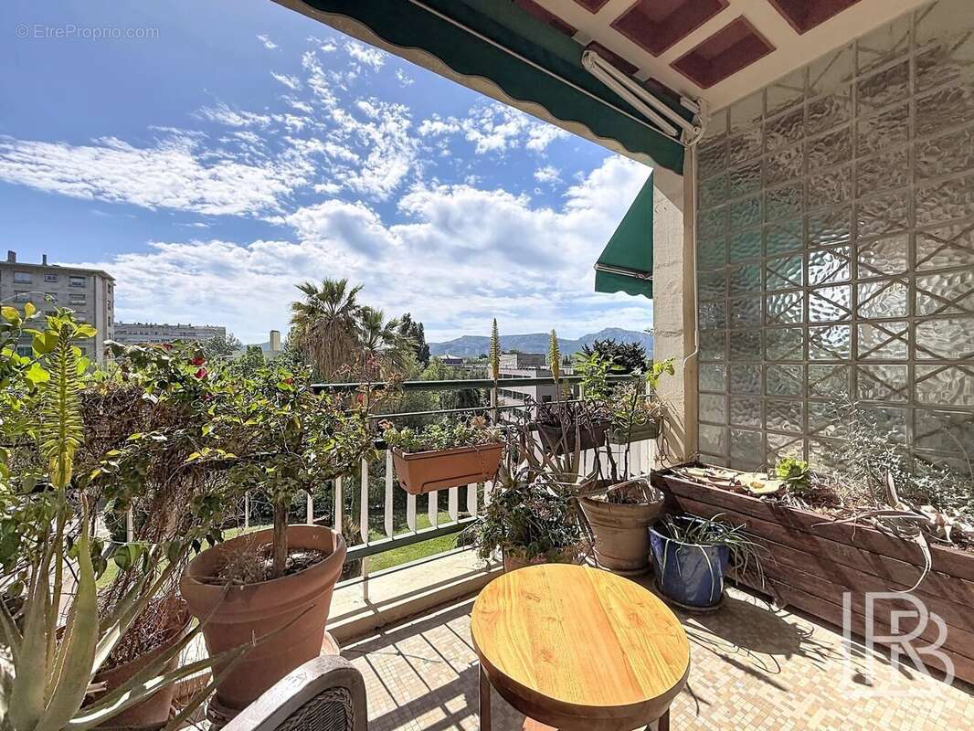 Appartement à MARSEILLE-8E