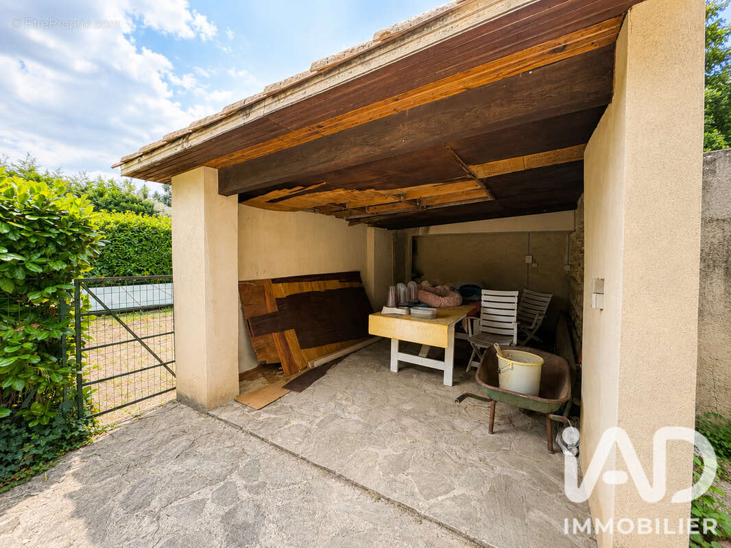 Maison 185 m² à Boulbon  - photo 5