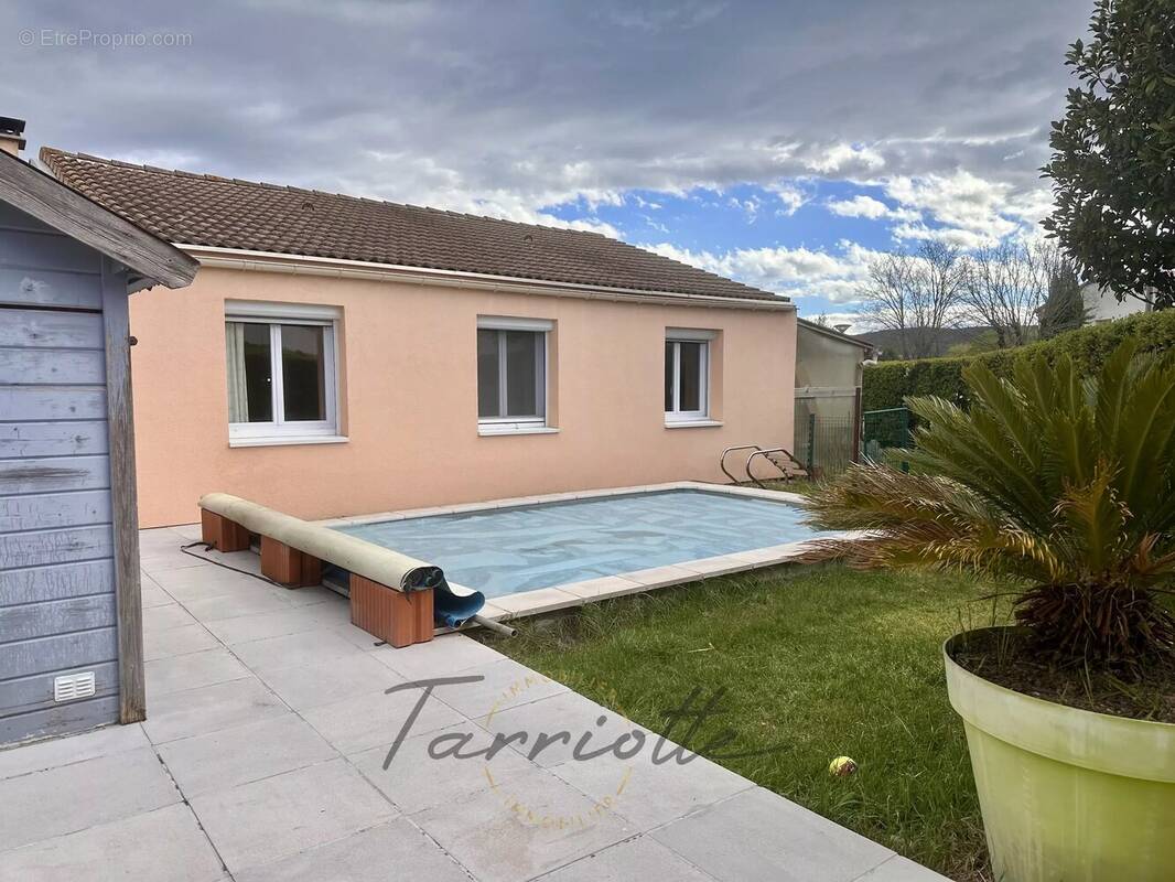 Maison à LA BATIE-ROLLAND