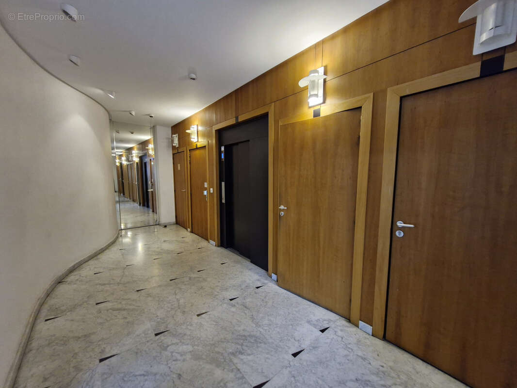 Appartement à BRON