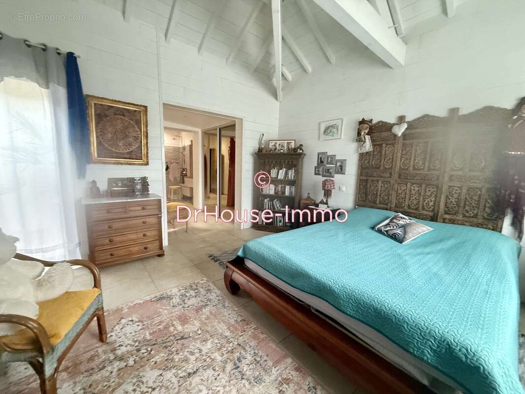 Maison à SAINT-SOZY