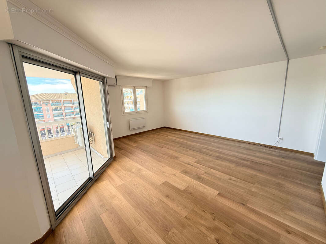 Appartement à FREJUS