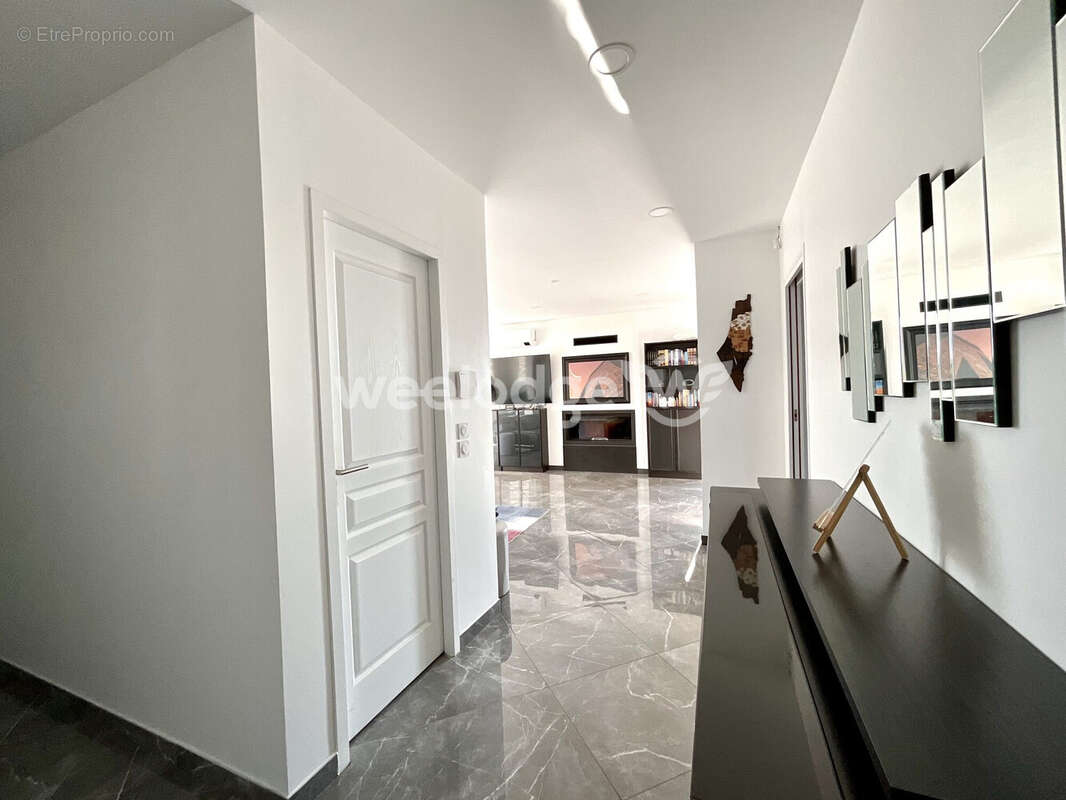 Maison à SAINT-GERMAIN-LAVAL