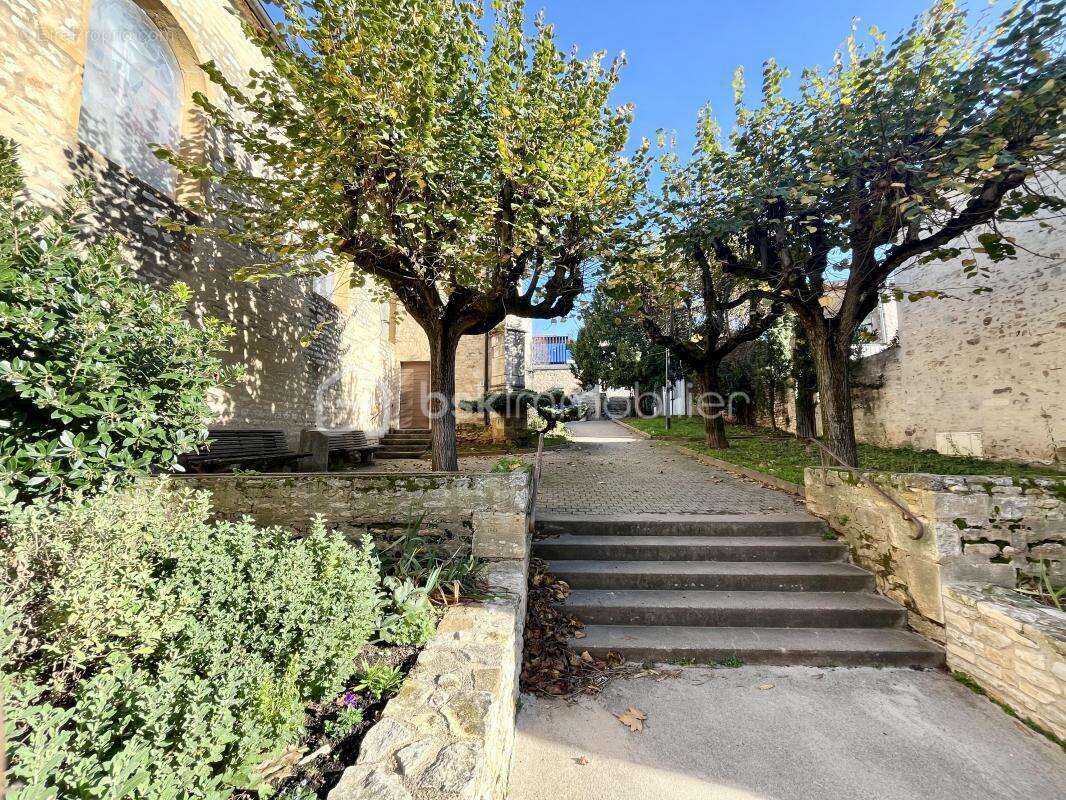 Appartement à POMMIERS