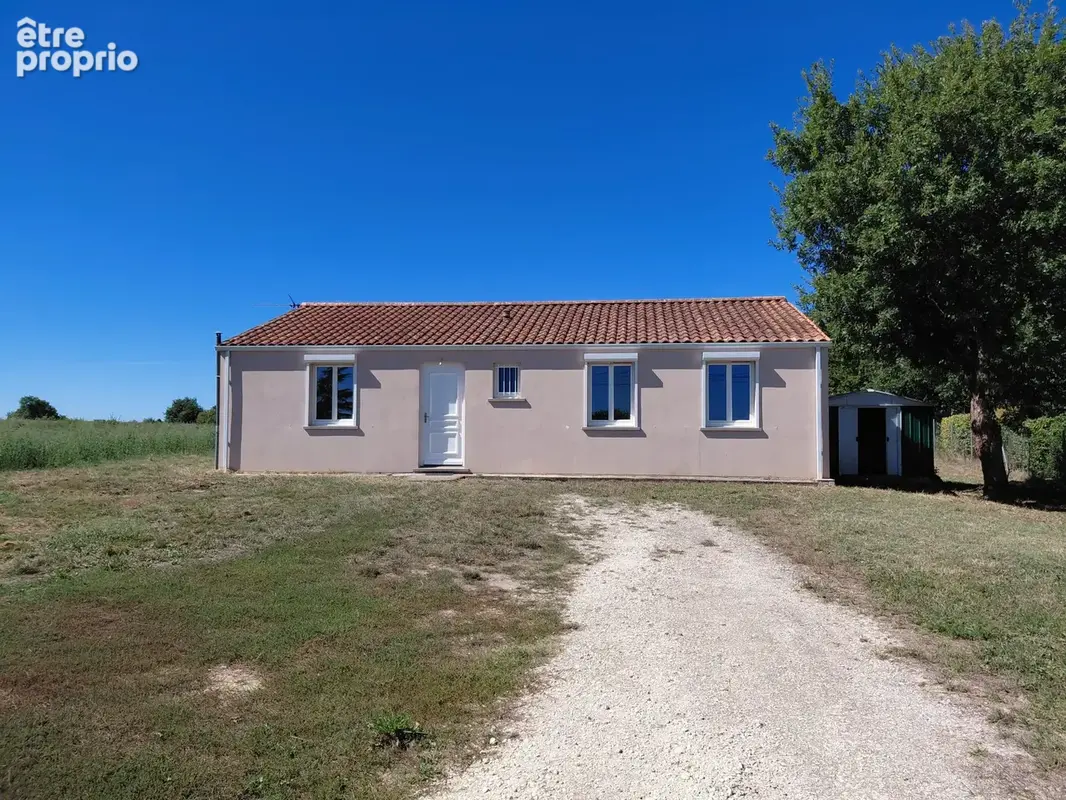 Photo Maison à Mirambeau au prix de 135 000€
