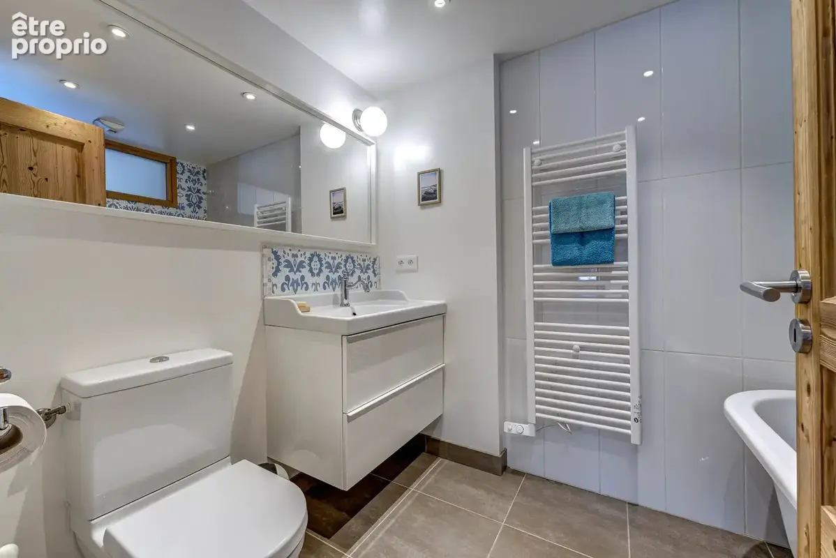 CHAMONIX - Un appartement moderne et lumineux avec terrasse privée. - photo 13