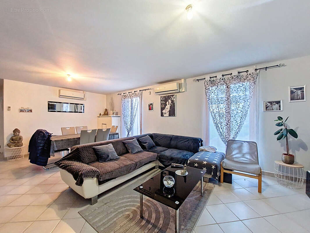 59313750c.jpg - Maison à VILLERS-EN-VEXIN