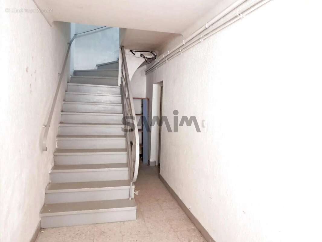 À vendre à Saint-Hippolyte-Du-Fort : maison de village avec - photo 15