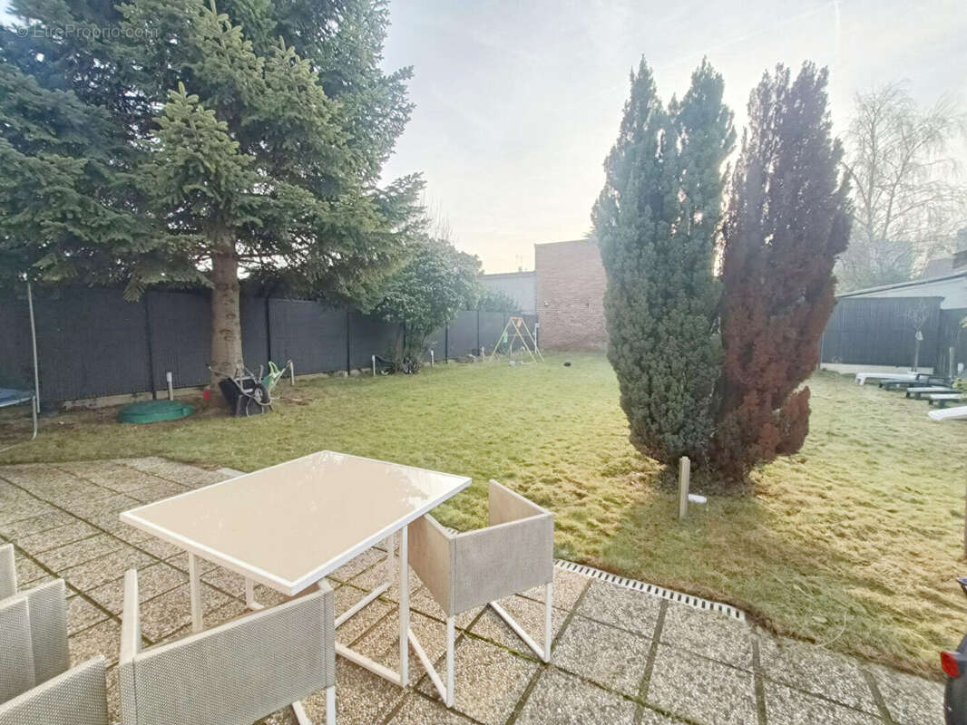 Maison à VILLEMOMBLE