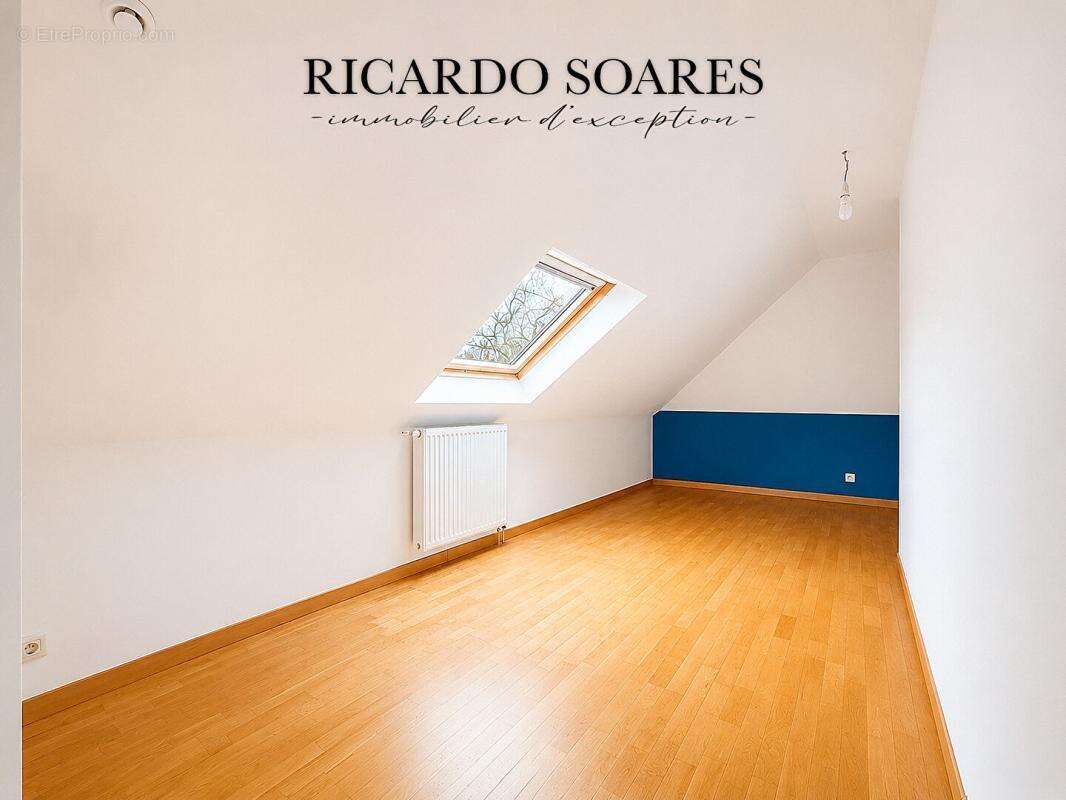60940 angicourt - maison d'architecte 180 m² / grand séjour / 5 chambres / sous-sol total / terrain arboré 15 000 m² - photo 14