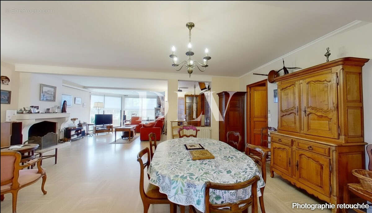 Maison à VULAINES-SUR-SEINE