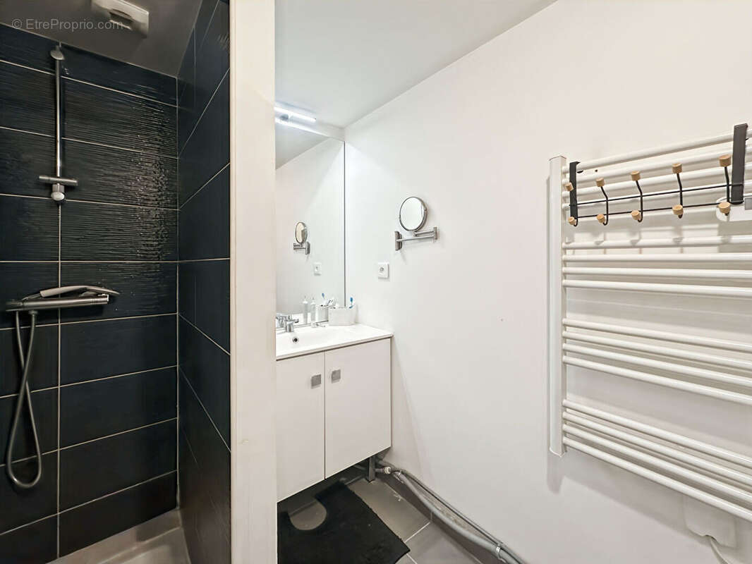 Appartement à ENSUES-LA-REDONNE
