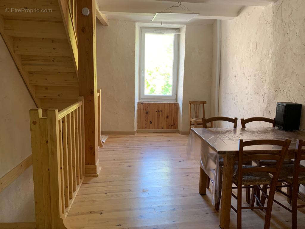 Maison à rentabilité  8 % brut · LARZAC-45 min de Montpellier et de Béziers - photo 3