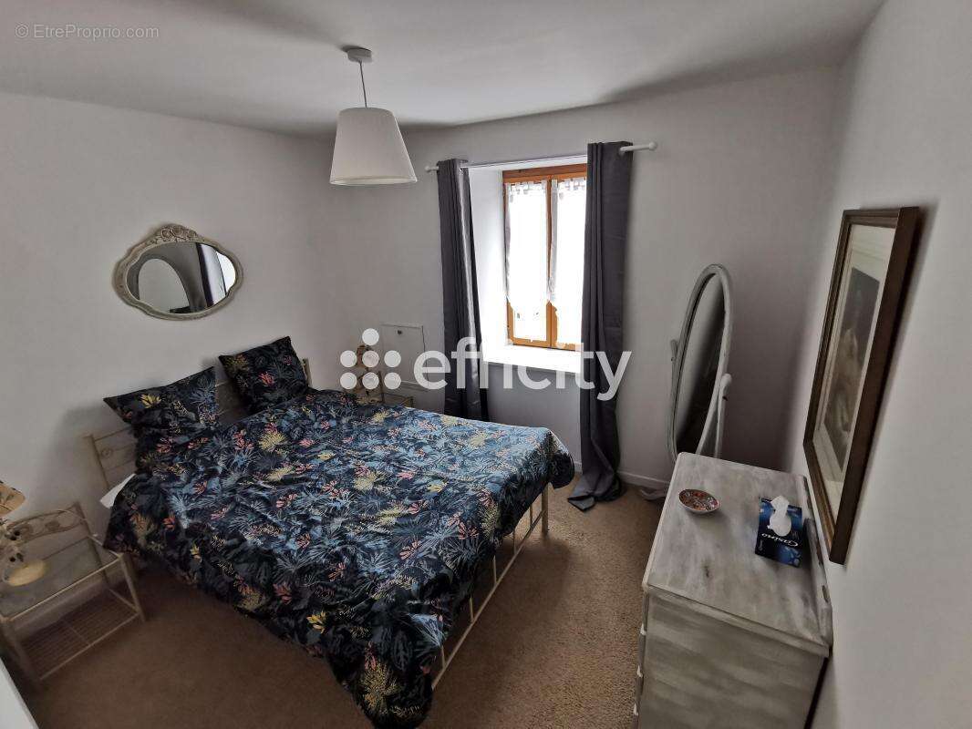 Maison 240 m² à Saint-Sever-Calvados  - photo 12