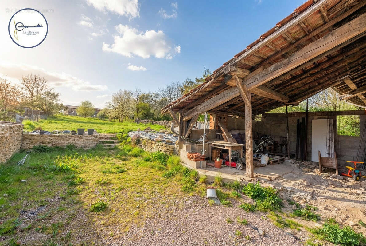 Maison à DAMAS-AUX-BOIS