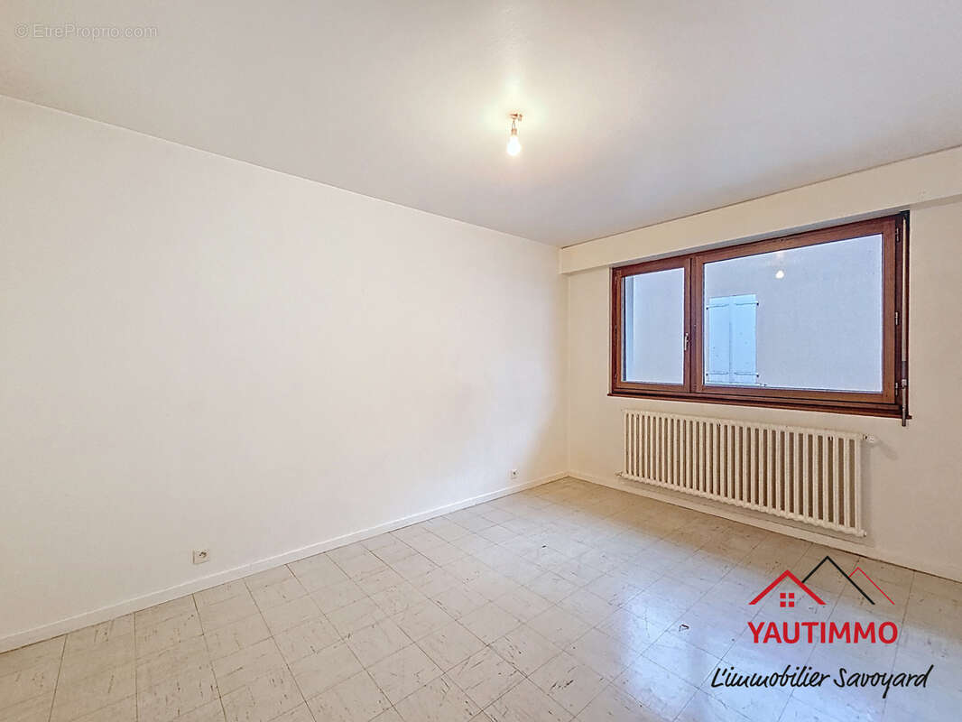 Appartement à SAINT-JULIEN-EN-GENEVOIS