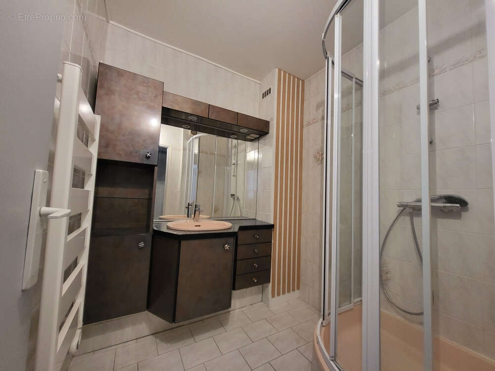 Appartement à SAINT-PIERRE-LES-ELBEUF