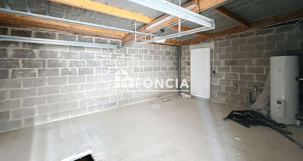 Maison à FONTAINE-ETOUPEFOUR