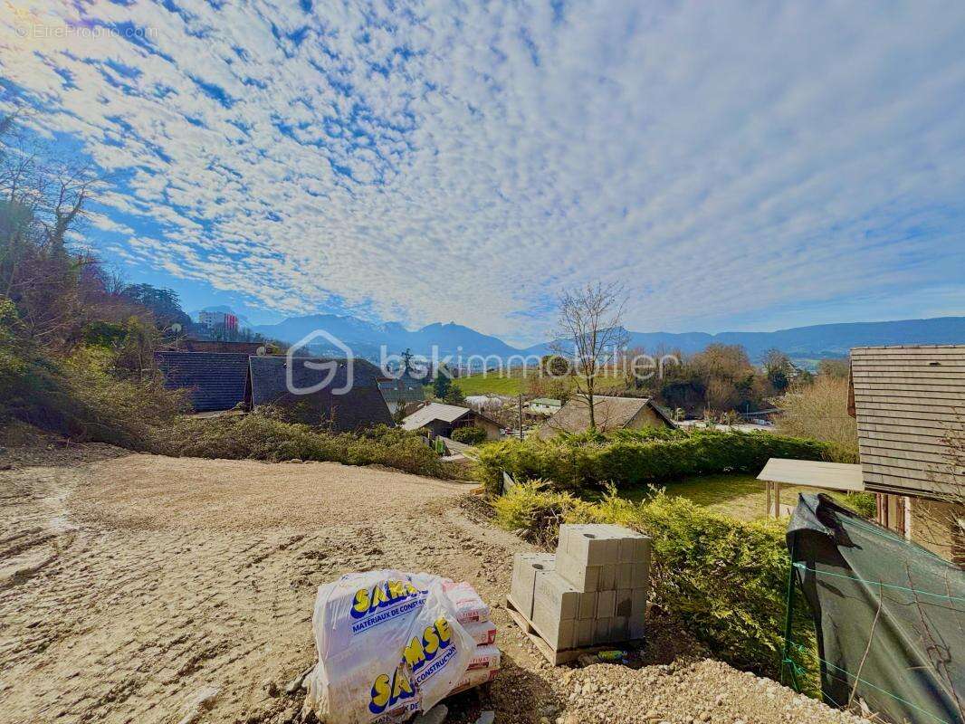 Terrain à CHAMBERY