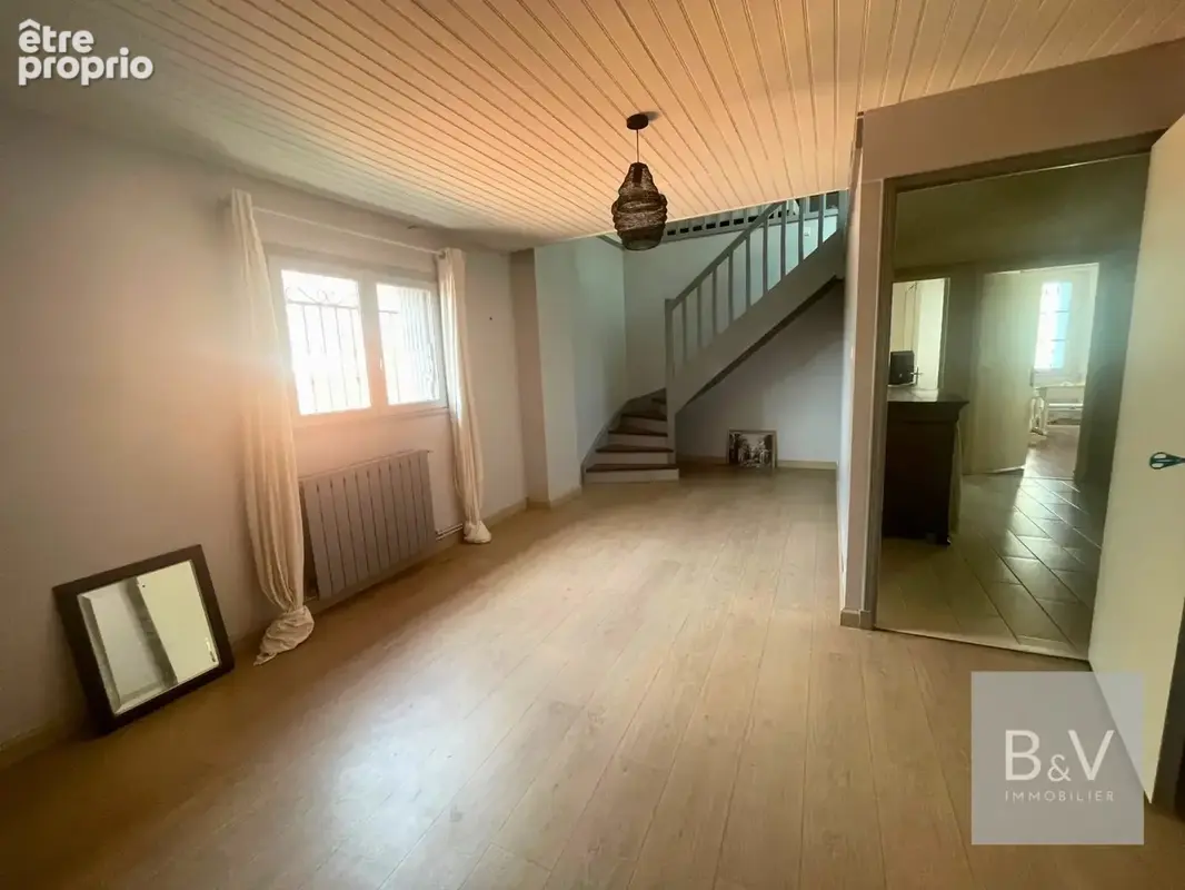 Maison de charme de 340 m² avec jardin - photo 13