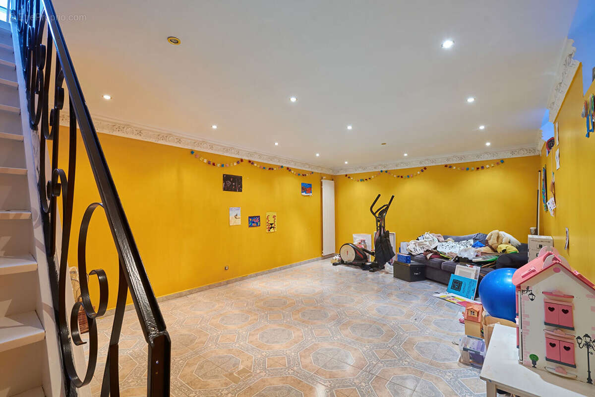 Maison à GENNEVILLIERS