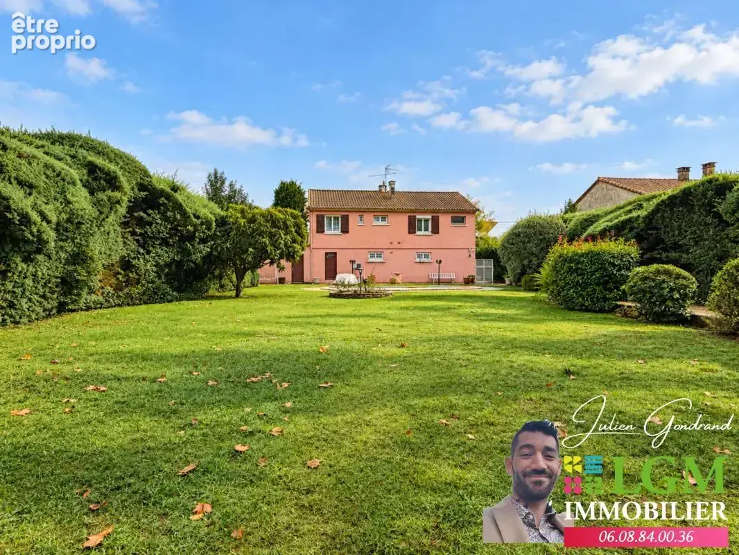 Maison de 132,62 m² avec piscine et terrain divisible et constructible de 1 374 m² à Rodilhan  - photo 3