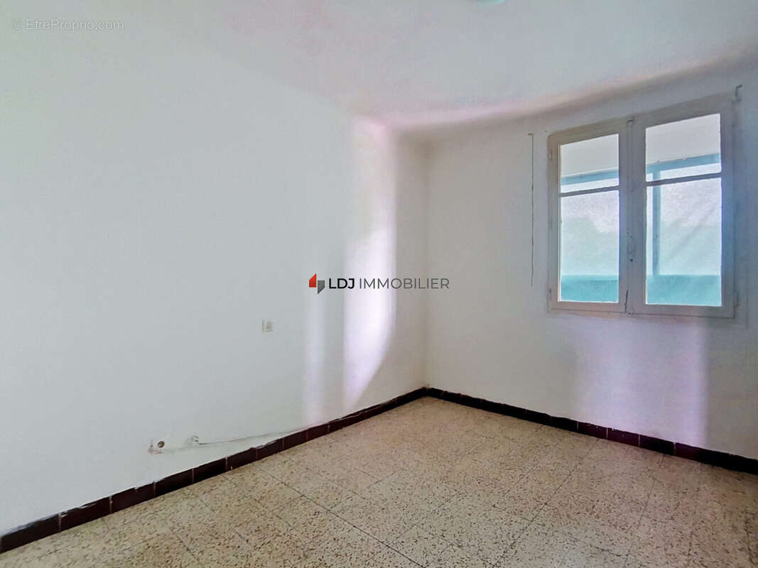 Appartement 65 m² à Perpignan  - photo 4