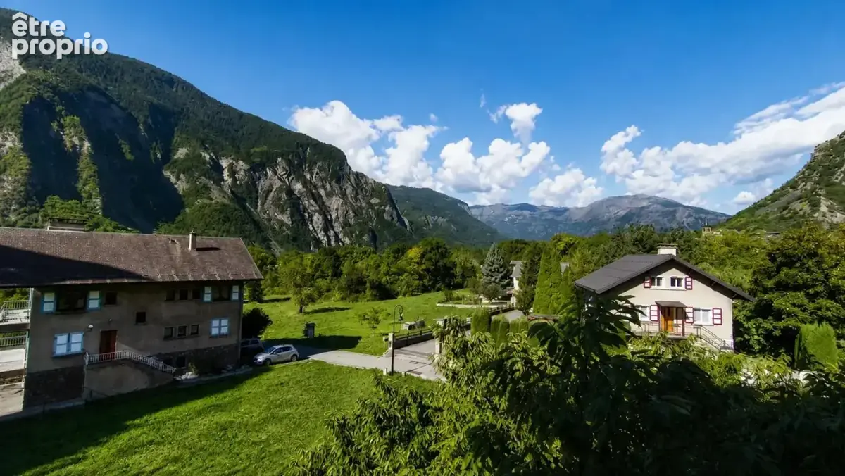 Maison de 10 pièces de 125 m² à Saint-Julien-Mont-Denis - photo 5