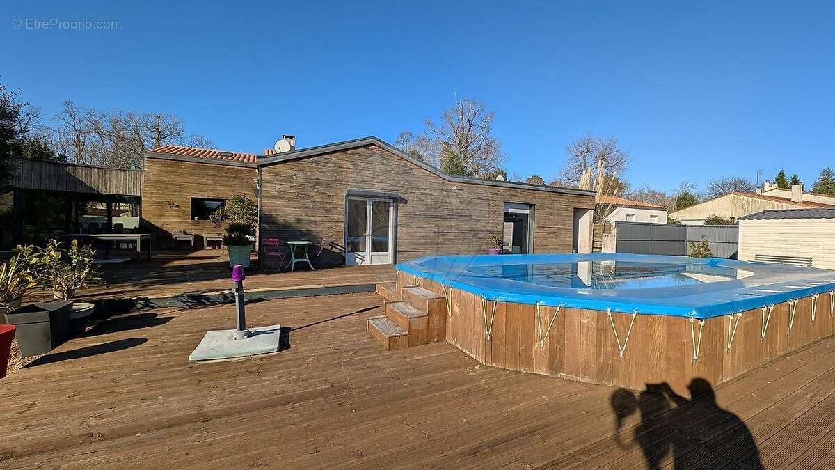 Maison à LES MATHES