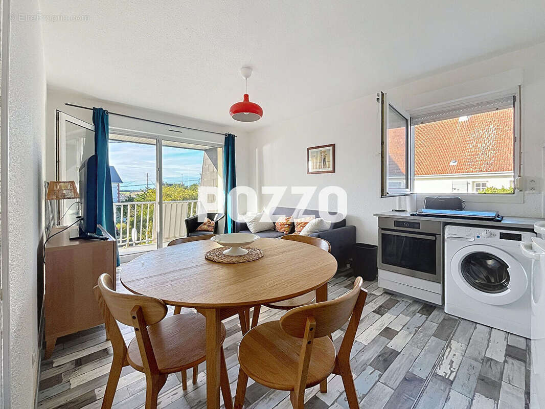 Appartement à SAINT-PAIR-SUR-MER