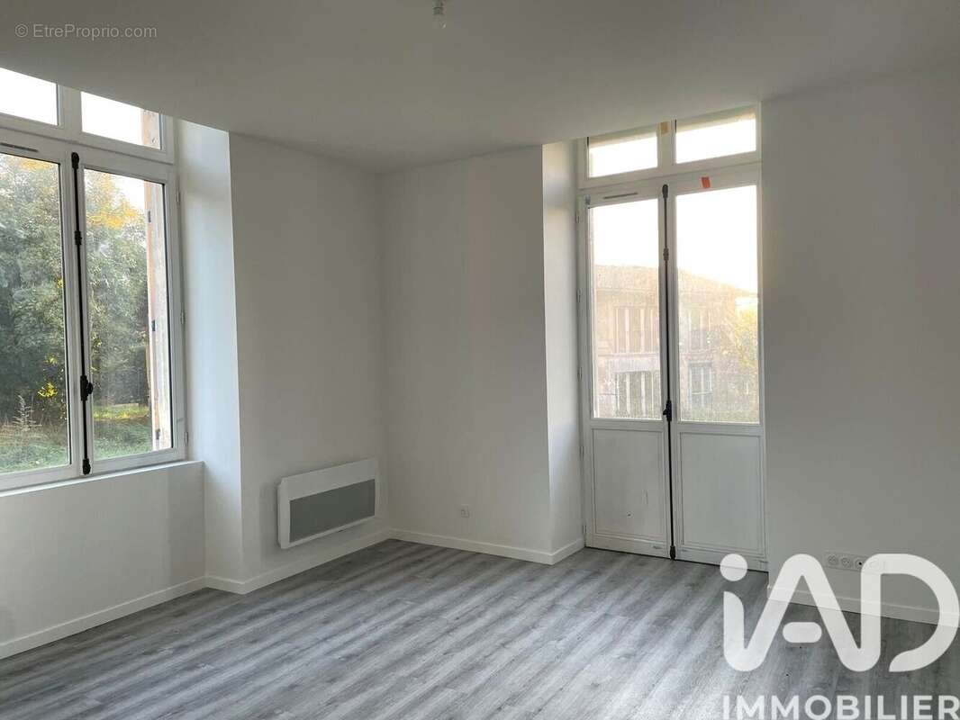 Photo 4 - Appartement à CARIGNAN-DE-BORDEAUX