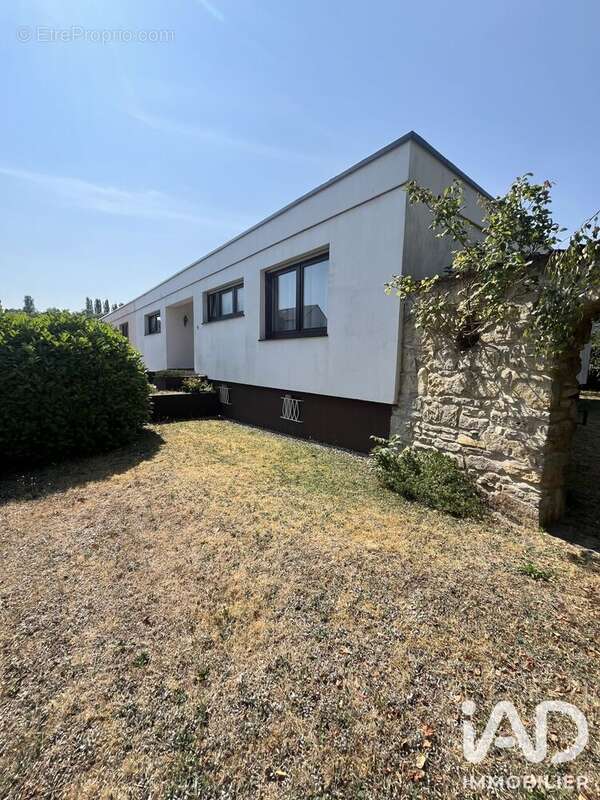 Maison 105 m² à Forbach  - photo 2