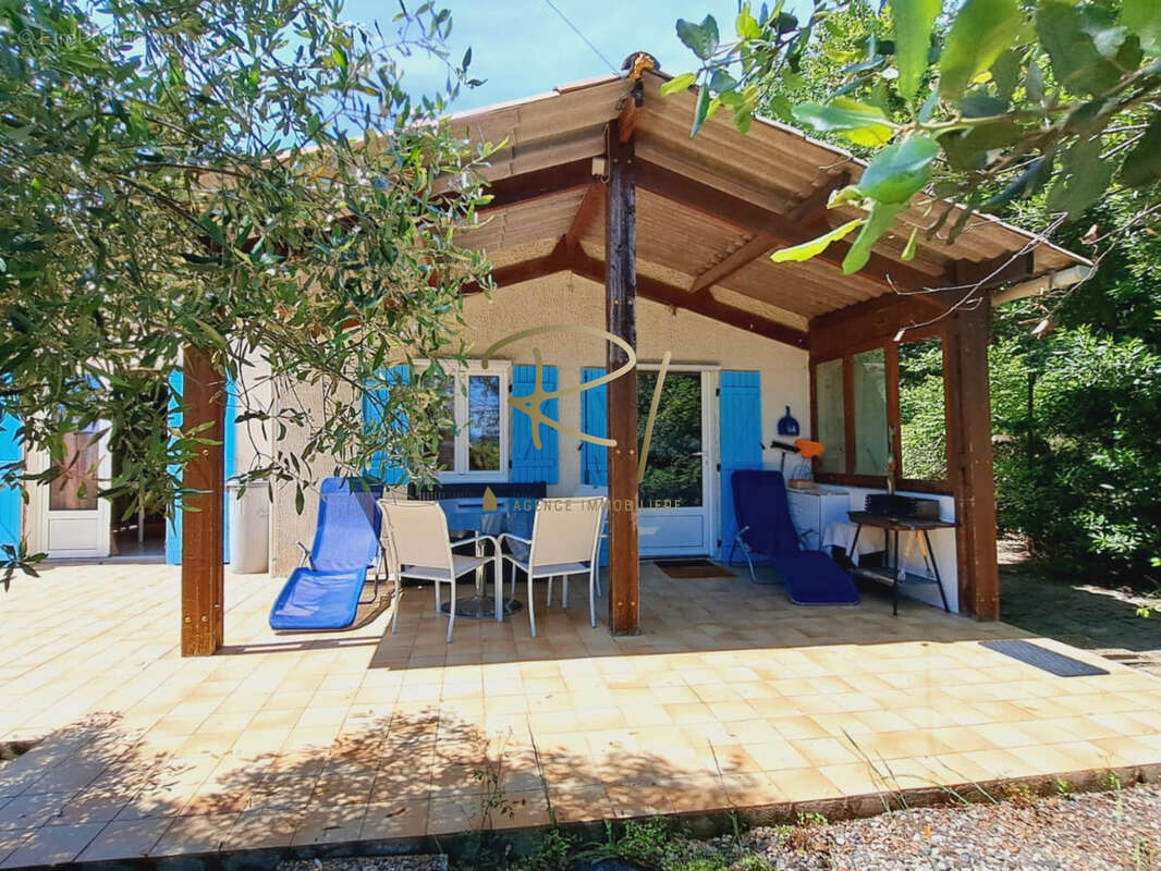 Maison à VALLON-PONT-D'ARC